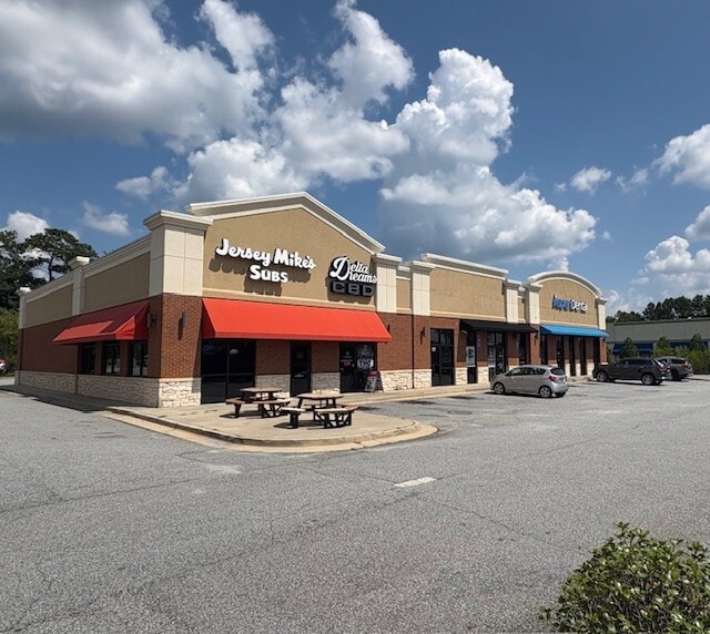 5005 Riverside Dr, Macon-Bibb, GA for lease Building Photo- Image 1 of 10