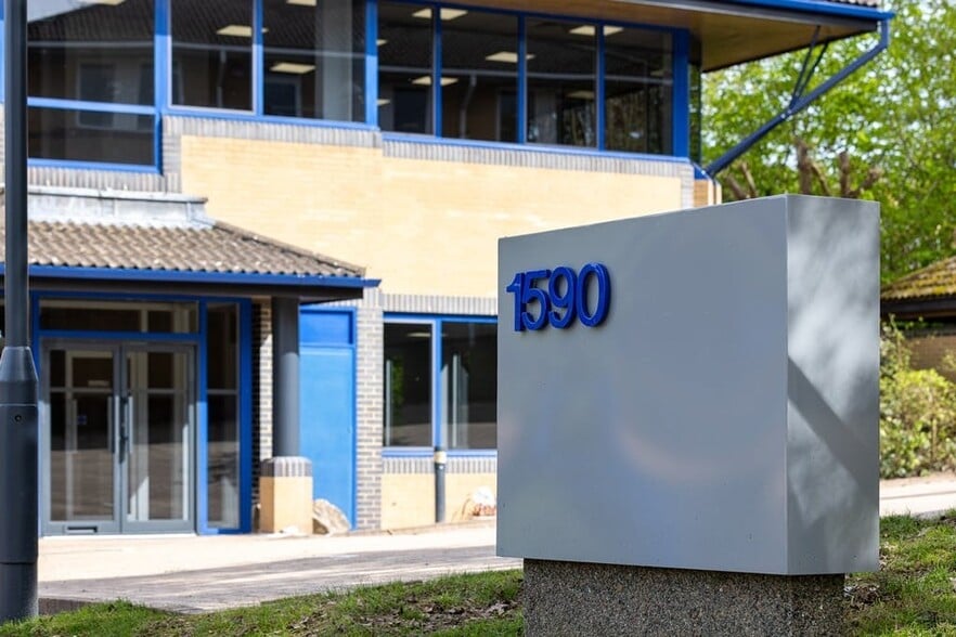 Parkway, Fareham for lease - Building Photo - Image 2 of 27