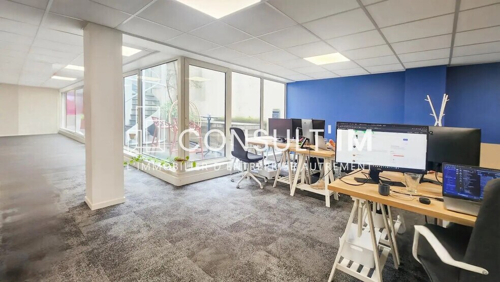 Office in Boulogne-Billancourt for lease - Building Photo - Image 3 of 7