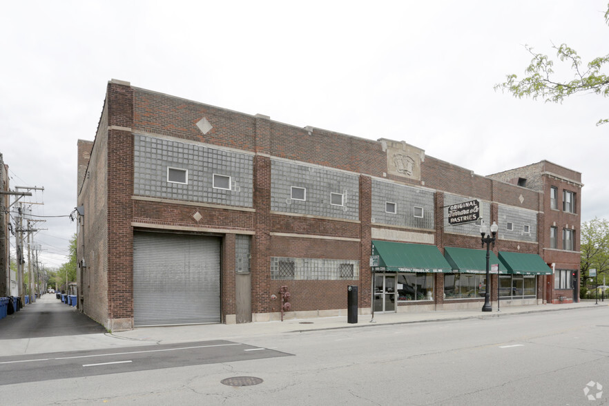 2210 W Taylor St, Chicago, IL for lease - Building Photo - Image 1 of 4