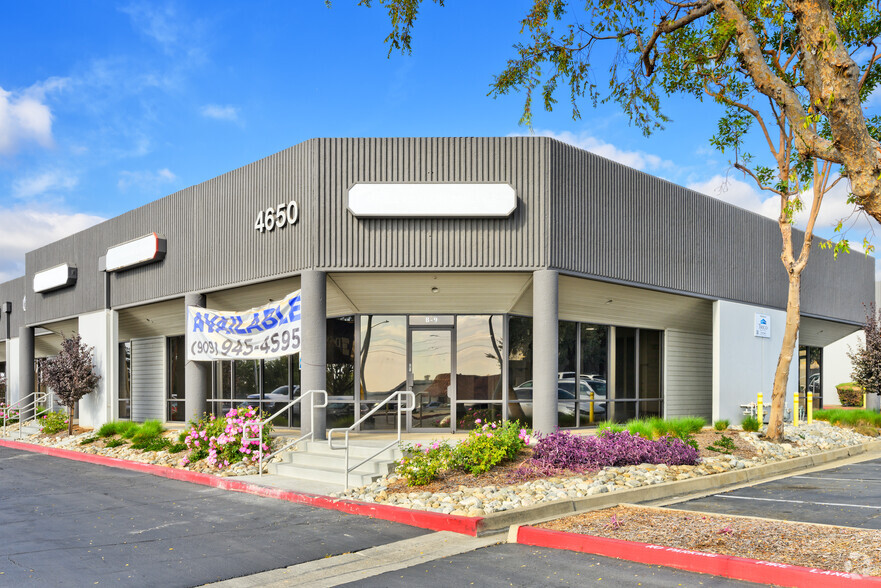 4650 Arrow Hwy, Montclair, CA for lease - Building Photo - Image 3 of 16