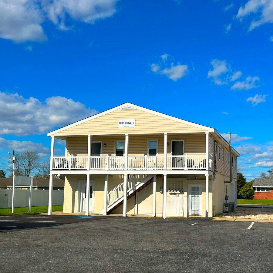 5921 W Denneys Rd, Dover, DE 19901 Multifamily for Sale