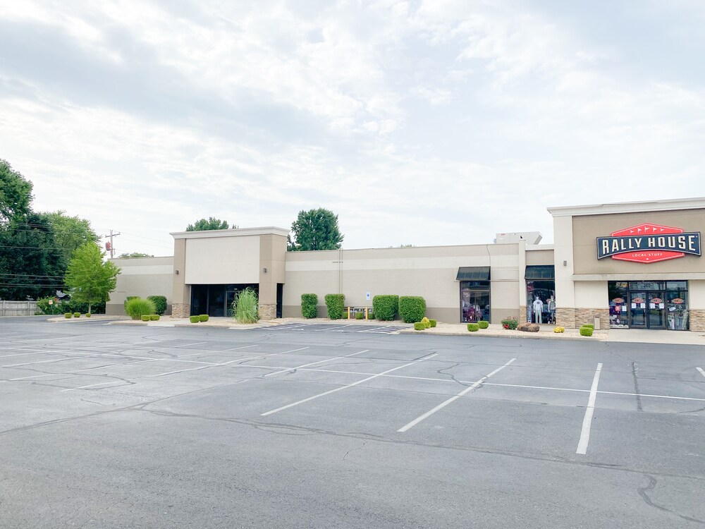 2832-2838 S Glenstone Ave, Springfield, MO for sale Building Photo- Image 1 of 1