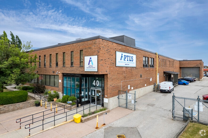 42 Samor Rd, Toronto, ON for lease - Primary Photo - Image 1 of 6