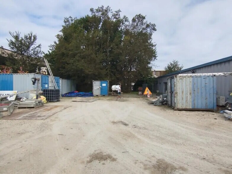 Office in Toulouse for lease - Building Photo - Image 3 of 9