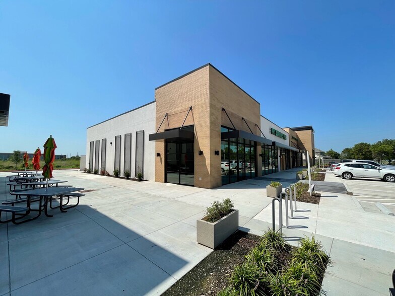 11940 Broadway St, Pearland, TX 77584 Broadway Plaza