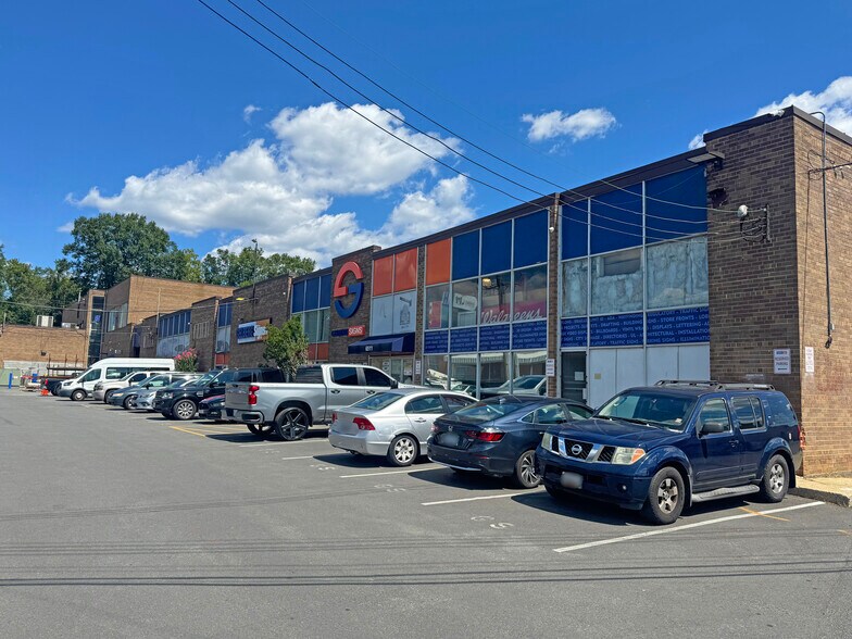 6500-6527 Chillum Pl NW, Washington, DC for lease - Building Photo - Image 1 of 7