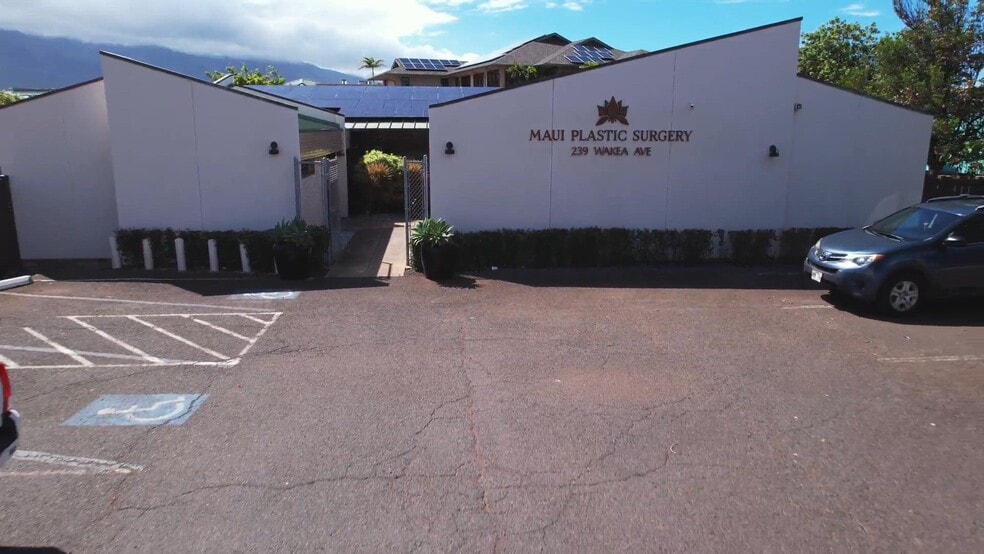 239 Wakea Ave, Kahului, HI for sale - Commercial Listing Video - Image 2 of 18