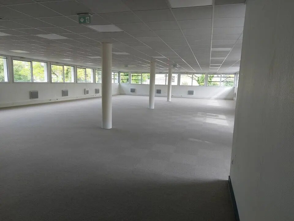 Office in Nantes for lease Interior Photo- Image 1 of 5