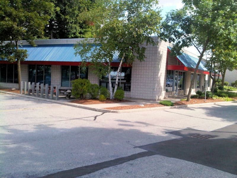 490 Dutton Dr, Waterloo, ON for sale Primary Photo- Image 1 of 1