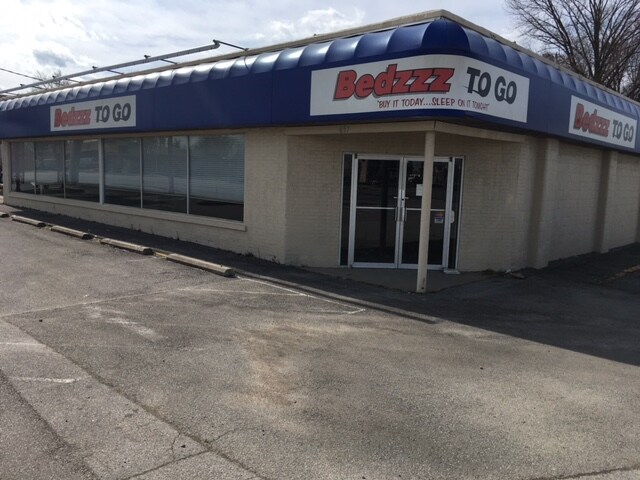 651 Eastern Blvd, Clarksville, IN for sale Building Photo- Image 1 of 1