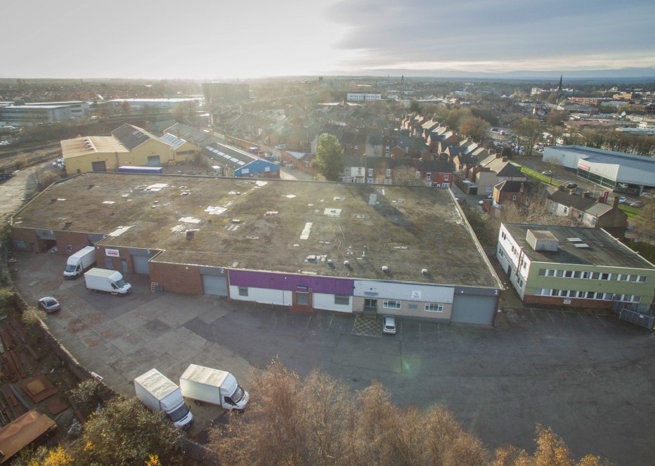 Eastmount Rd, Darlington for lease Primary Photo- Image 1 of 3