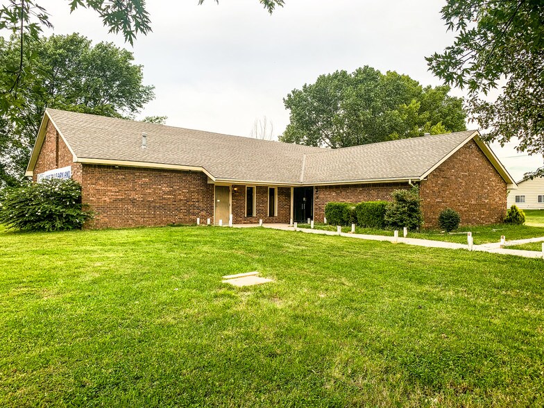 13100 W 13th St N, Wichita, KS for sale - Primary Photo - Image 1 of 1