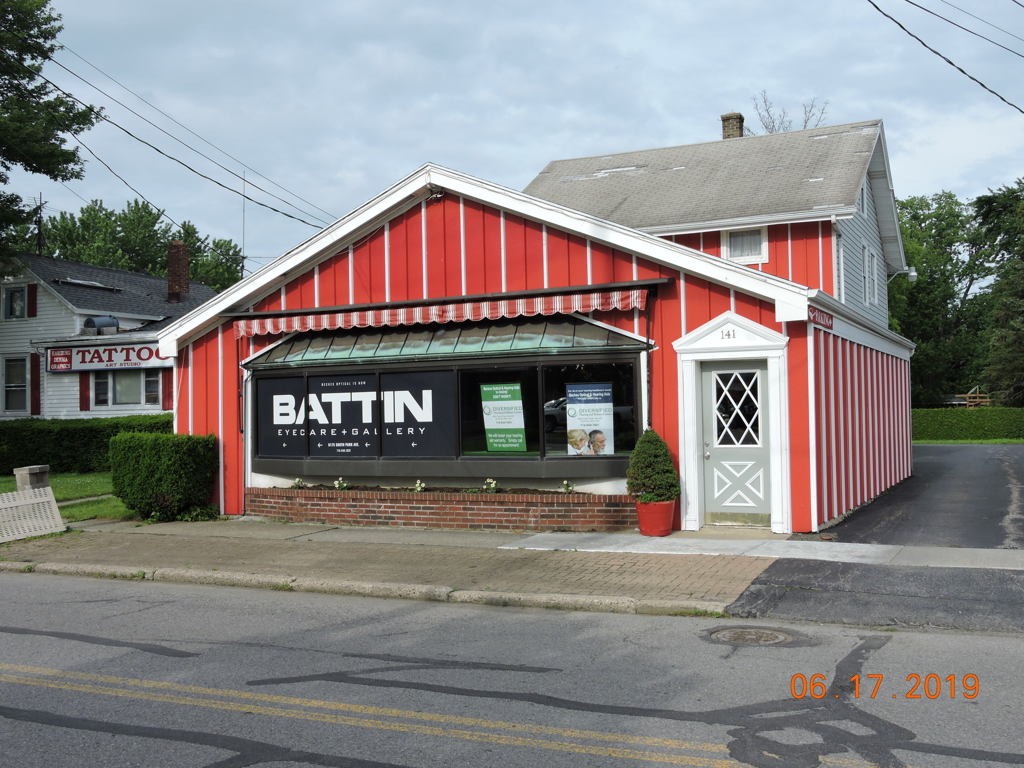 141 Pine St, Hamburg, NY for sale Primary Photo- Image 1 of 1