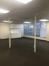 20301 Ventura Blvd, Woodland Hills, CA for lease Interior Photo- Image 1 of 3