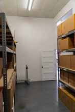 440 E Saint Elmo Rd, Austin, TX for lease Interior Photo- Image 2 of 9