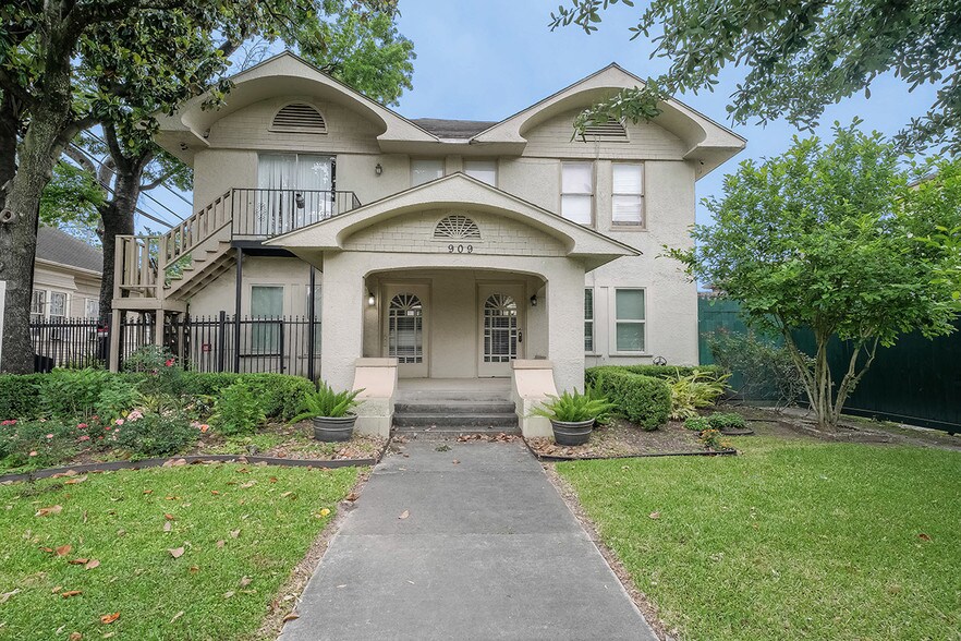 909 Marshall St, Houston, TX for sale - Building Photo - Image 1 of 1