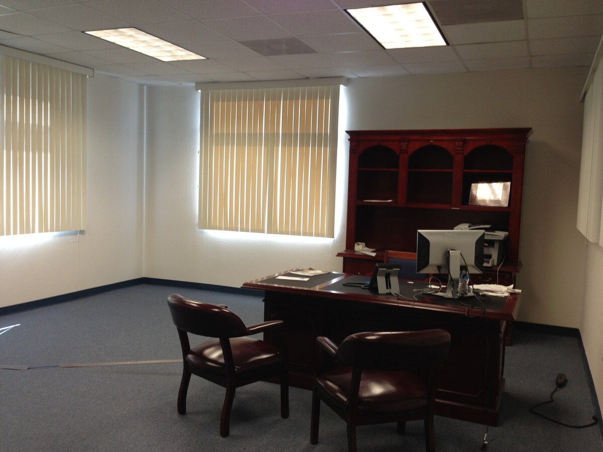 11331 Lake Forest Blvd, New Orleans, LA 70128