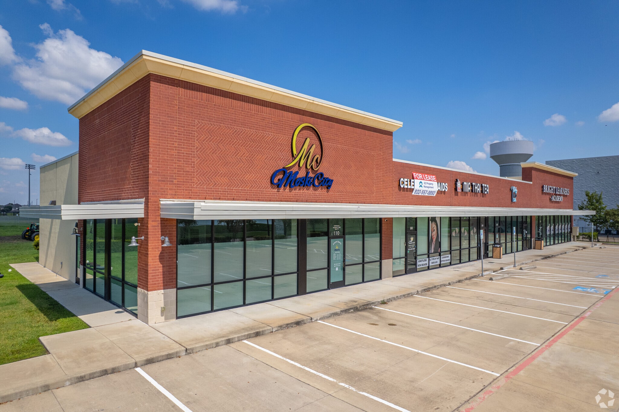 3220 Kirby Dr, Pearland, TX for lease Building Photo- Image 1 of 11