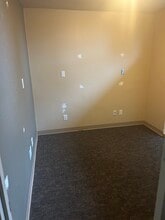 1421 Montgomery Dr, Santa Rosa, CA for lease Interior Photo- Image 1 of 7