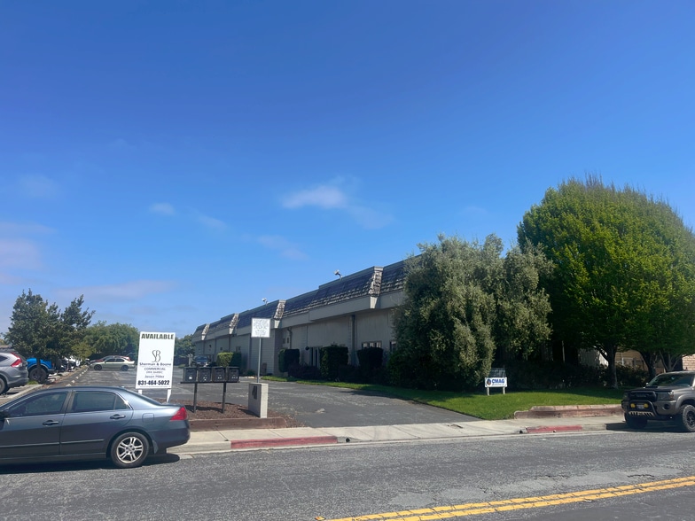 41 Hangar Way, Watsonville, CA for lease - Building Photo - Image 1 of 6