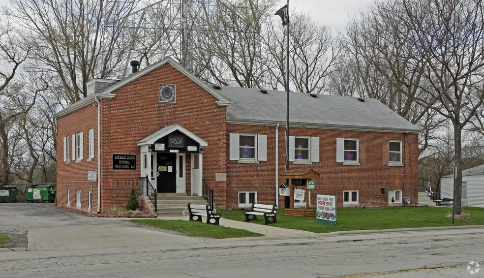 4121 N Wilson Dr, Milwaukee, WI for sale - Primary Photo - Image 2 of 49