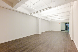 525 Seventh Ave, New York, NY for lease Interior Photo- Image 1 of 4