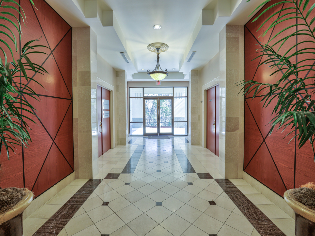 2252 Killearn Center Blvd, Tallahassee, FL for lease Interior Photo- Image 1 of 21