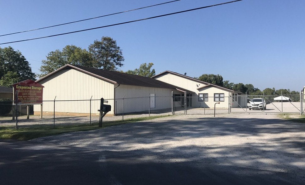 1705 Grapevine Rd, Madisonville, KY for sale - Building Photo - Image 1 of 1