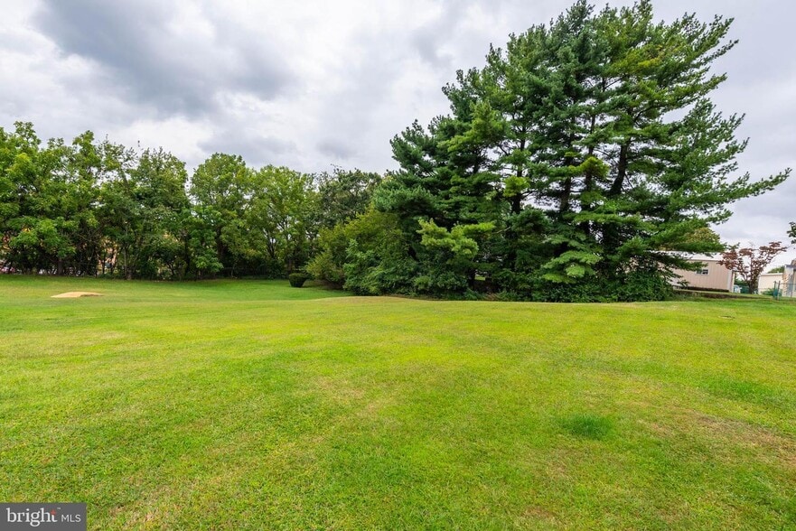 3417 E Joppa Rd, Parkville, MD for sale - Building Photo - Image 3 of 22