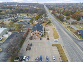 6130 E 81st St, Tulsa, OK for lease Aerial- Image 2 of 21