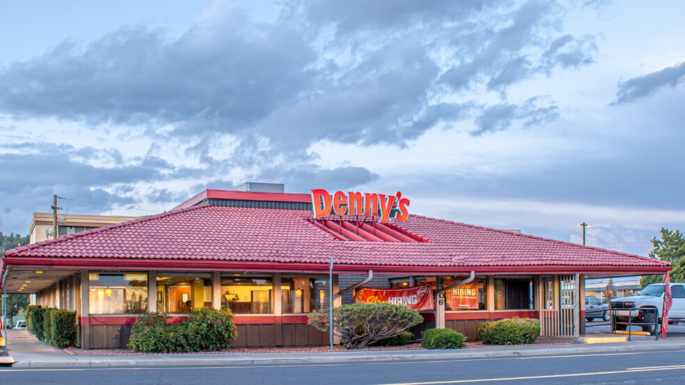 2306 E Lucky Ln, Flagstaff, AZ for sale - Building Photo - Image 1 of 6