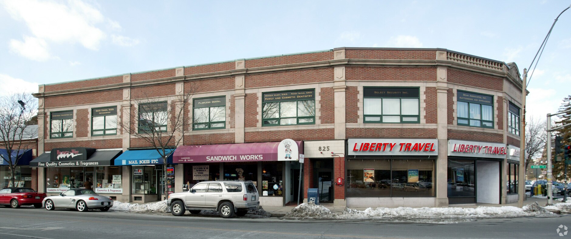 821831 Beacon St, Newton Center, MA 02459