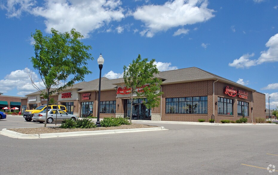14931505 S Randall Rd, Algonquin, IL 60102 Briarwood Retail Center