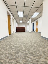 401 Andover St, North Andover, MA for lease Interior Photo- Image 1 of 11