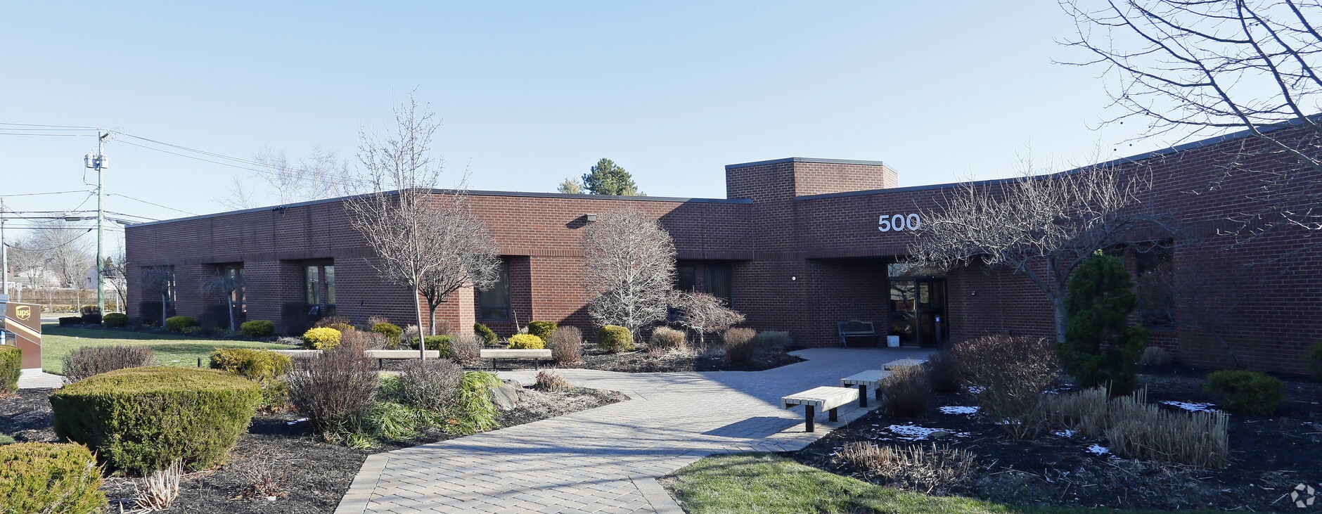 500 Montauk Hwy, West Islip, NY 11795