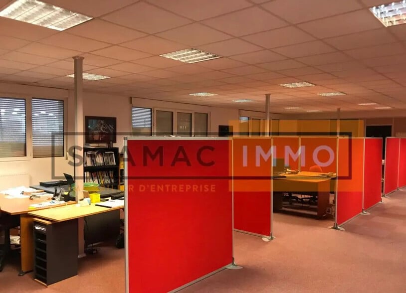 Flex in Quincy-Voisins for sale - Building Photo - Image 3 of 12