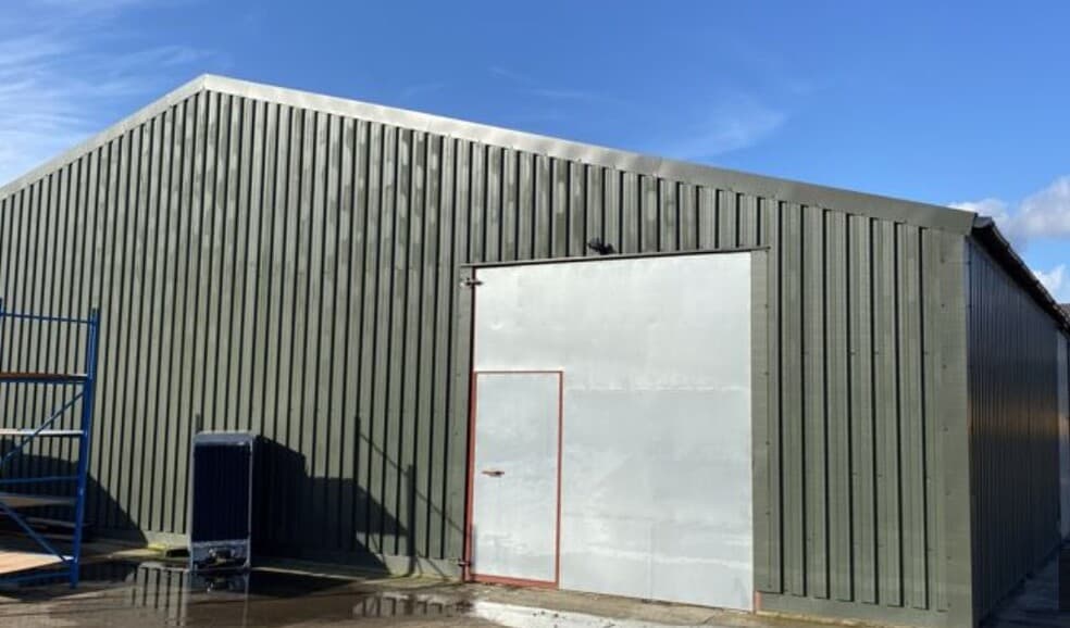 1-3 Wellington, Cowbridge for sale - Primary Photo - Image 1 of 1