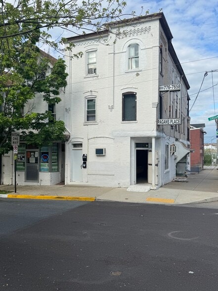 701-703 N Jordan St, Allentown, PA for sale - Building Photo - Image 1 of 2
