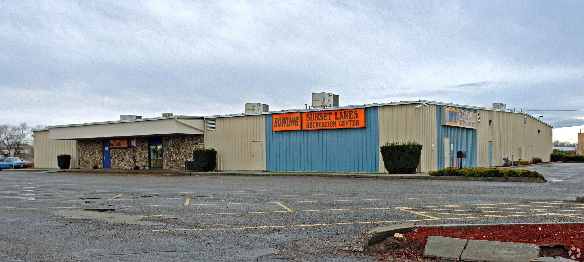 350 SE 13th St, Ontario, OR for sale Primary Photo- Image 1 of 1