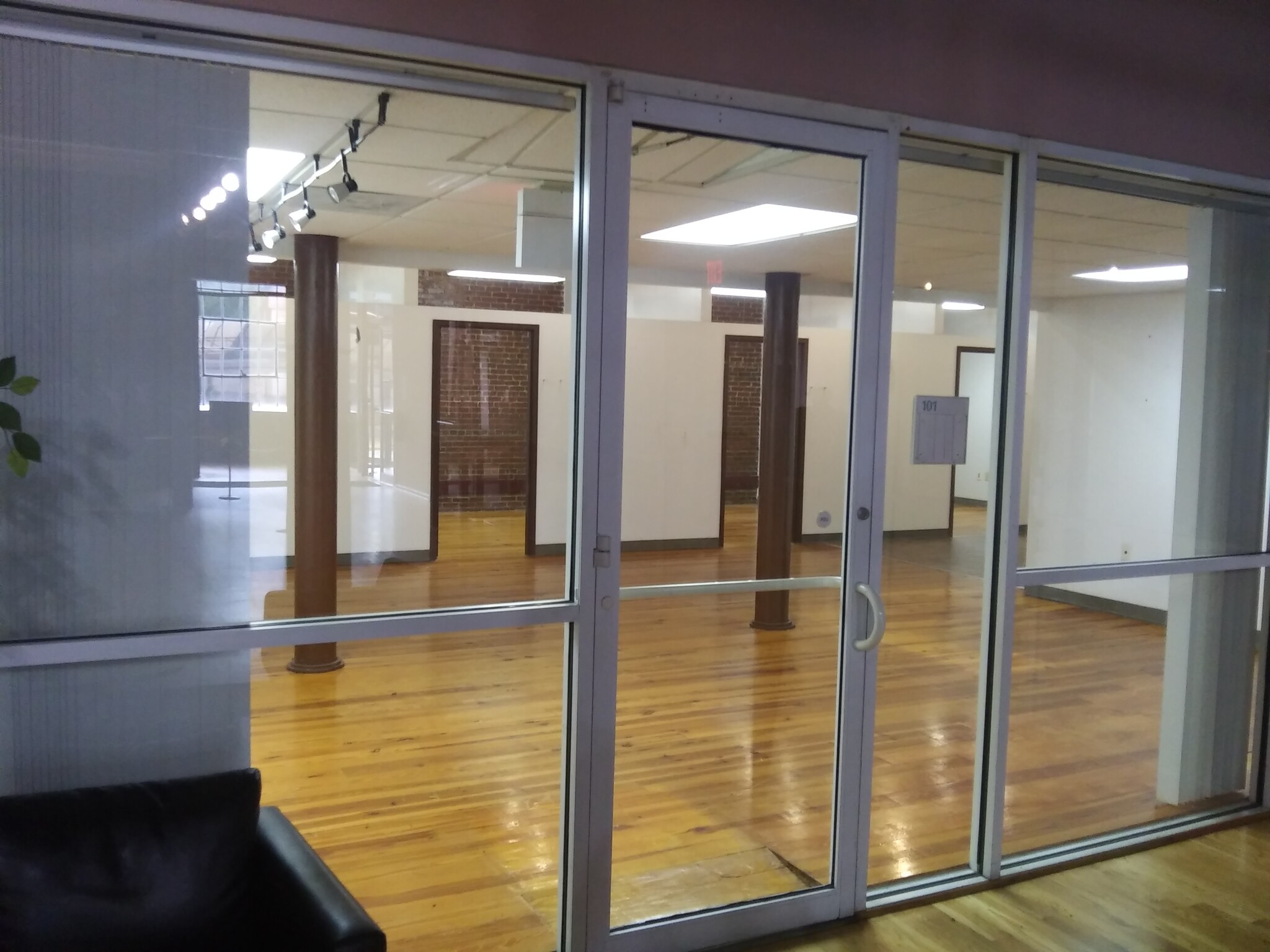 236 Forsyth St SW, Atlanta, GA for lease Interior Photo- Image 1 of 2