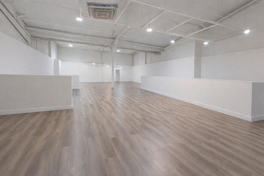 Flex in Saint-Jory for lease - Building Photo - Image 3 of 25