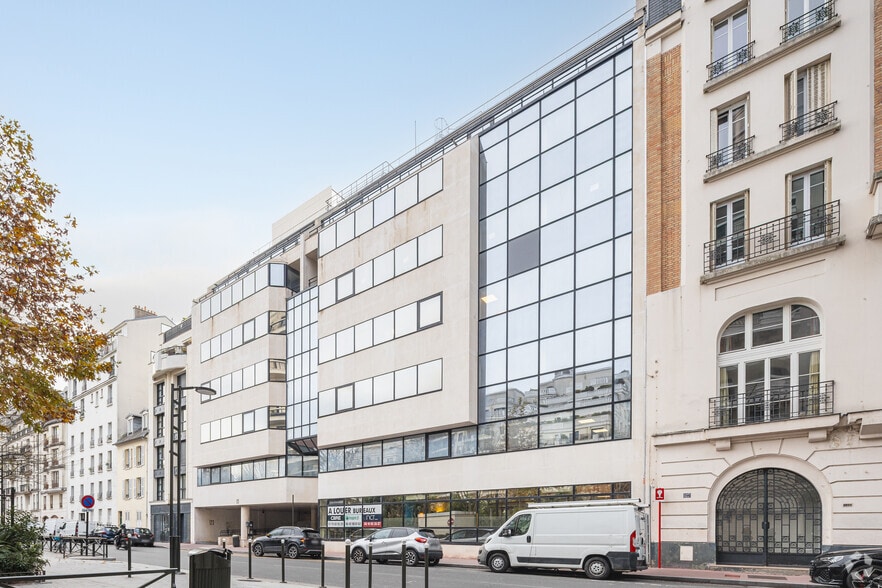 121-125 Rue Jules Guesde, Levallois-Perret for lease - Building Photo - Image 2 of 3