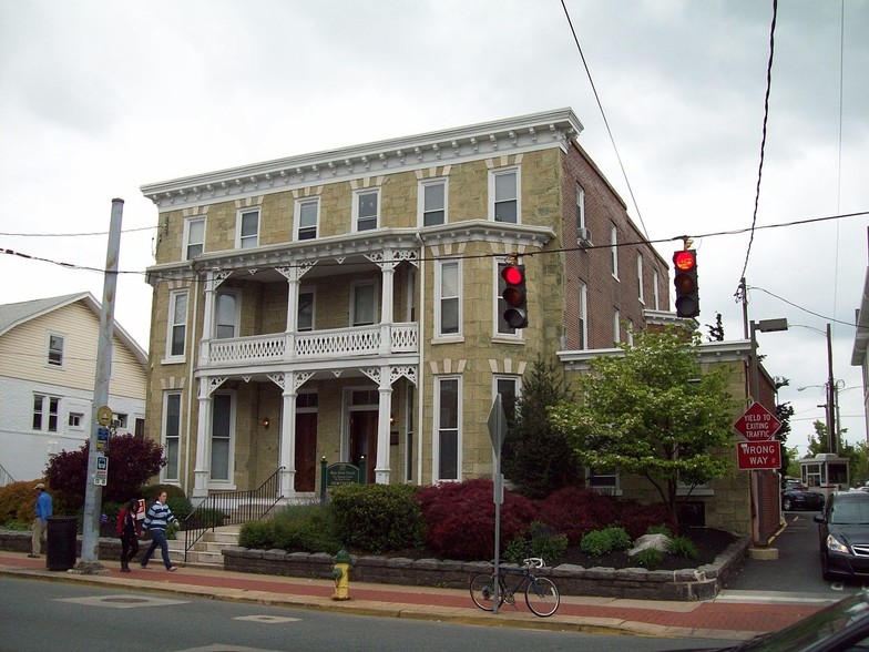 94-96 E Main St, Newark, DE for sale - Primary Photo - Image 1 of 1