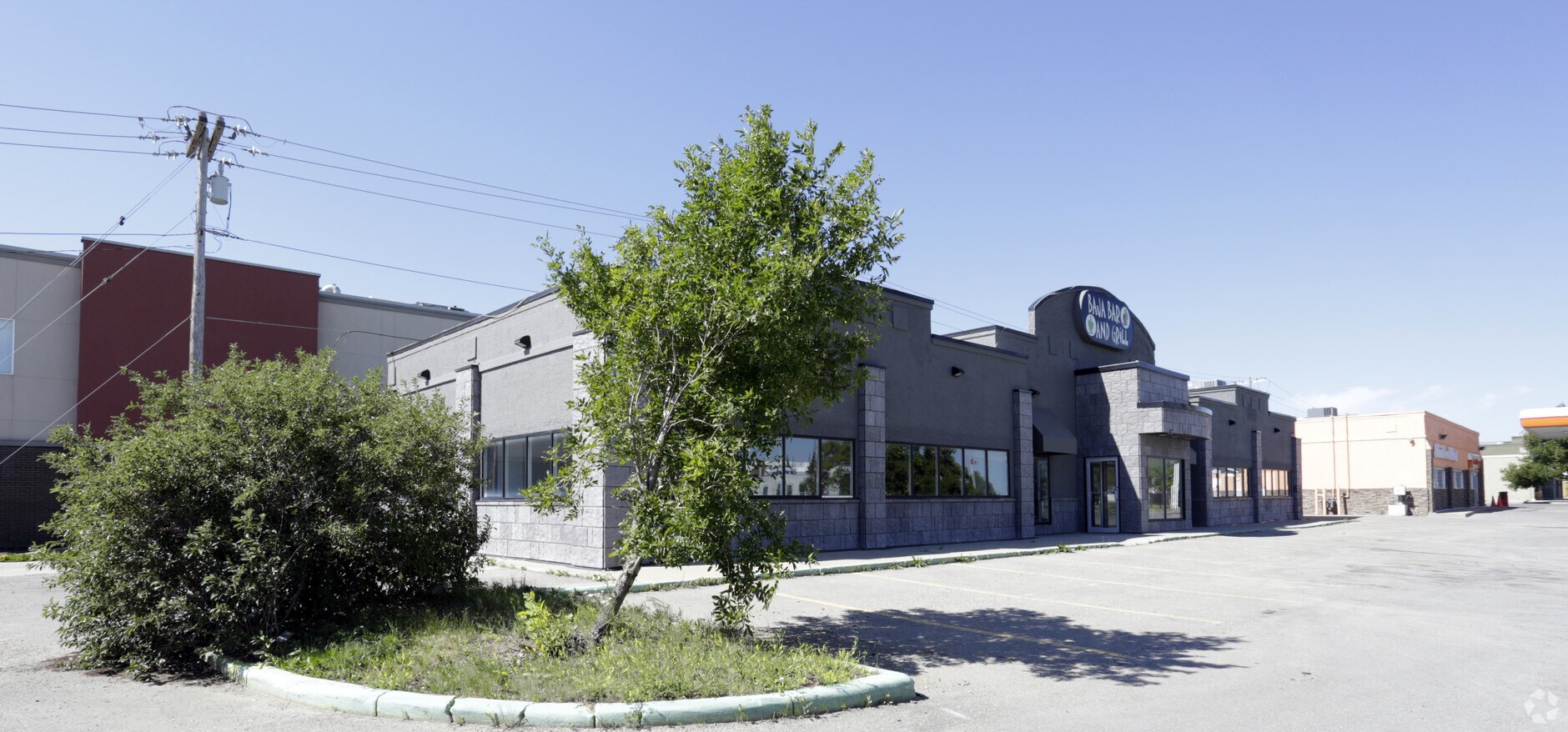 460 Erin Woods Dr SE, Calgary, AB T2B 1N3