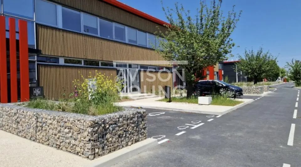 Flex in Bonneuil-sur-Marne for lease - Building Photo - Image 2 of 4
