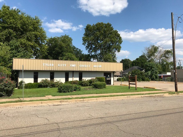 819 N Spring Ave, Tyler, TX for sale Primary Photo- Image 1 of 1