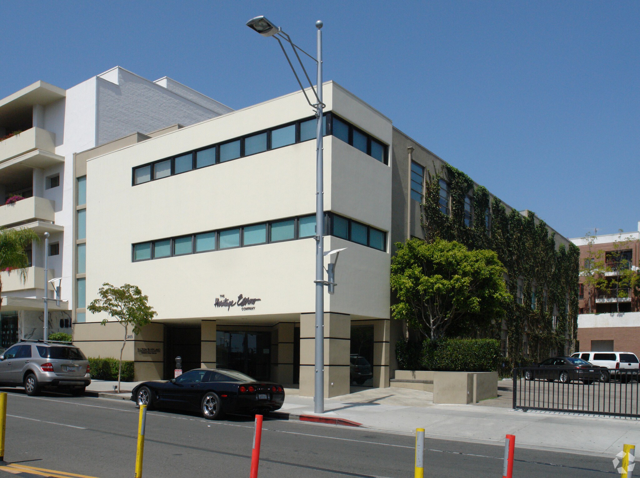 250-256 N Canon Dr, Beverly Hills, CA for sale Primary Photo- Image 1 of 1