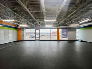 201 N Riverfront Dr, Mankato, MN for lease Building Photo- Image 1 of 7