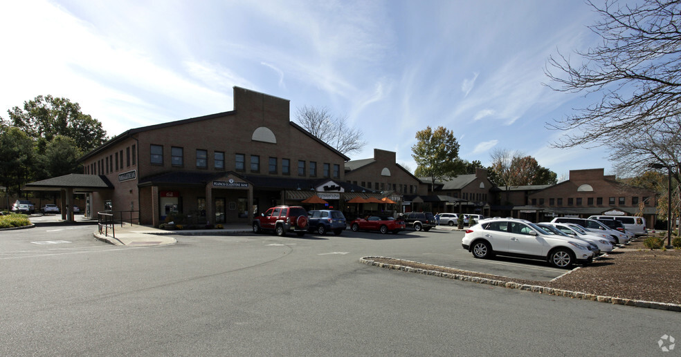 59 E Mill Rd, Long Valley, NJ for lease - Primary Photo - Image 1 of 101